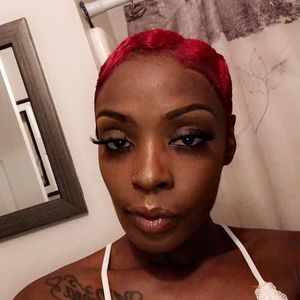 Meet your Posher, Robyn